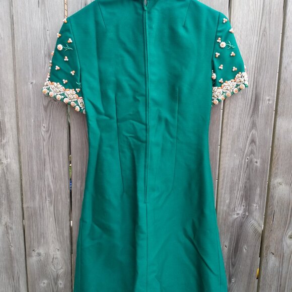 Vintage 60s Dress "Fashion Centre" Green Beaded Daisy 32"B 29"W - Picture 10 of 16